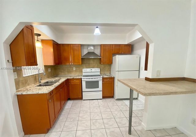 2345 Douglas St 0, Hollywood, FL 33020