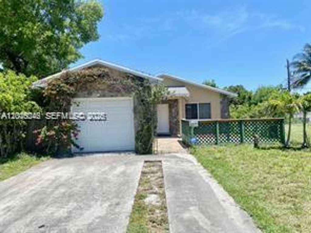 2345 Douglas St 0, Hollywood, FL 33020