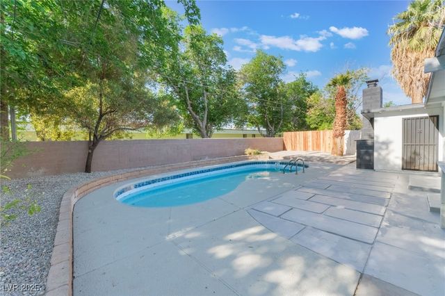 3320 Osage Avenue, Las Vegas, NV 89101