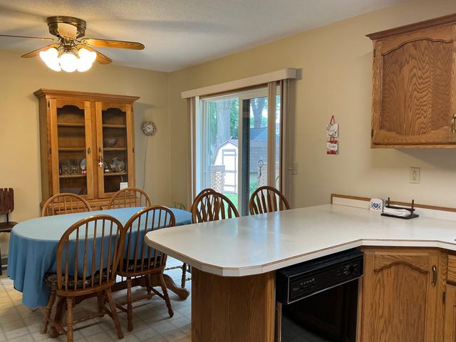 3511 13th Street S, Moorhead, MN 56560