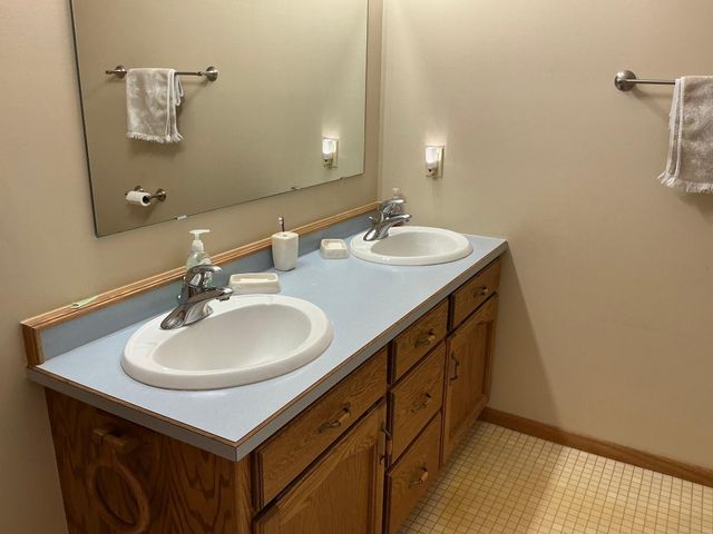 3511 13th Street S, Moorhead, MN 56560