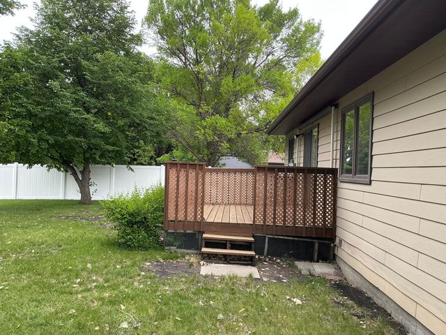 3511 13th Street S, Moorhead, MN 56560