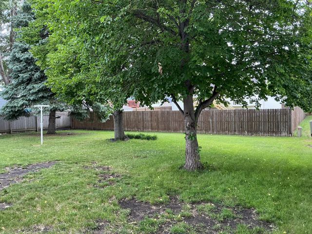 3511 13th Street S, Moorhead, MN 56560