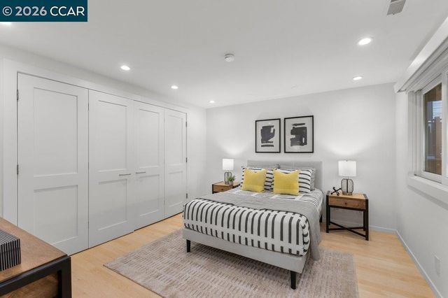 6401 Snake Road, Oakland, CA 94611