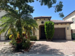 2410 NE 4th St 2410, Homestead, FL 33033
