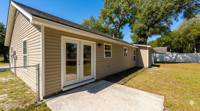 43 Southern Magnolia Drive, Beaufort, SC 29907
