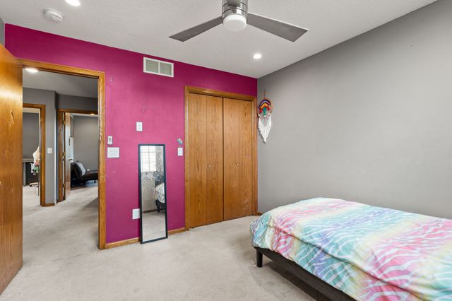 1208 E 18th Street, Norwalk, IA 50211