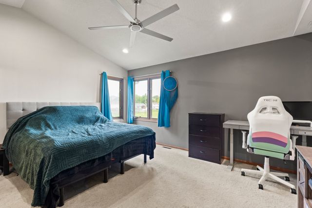 1208 E 18th Street, Norwalk, IA 50211