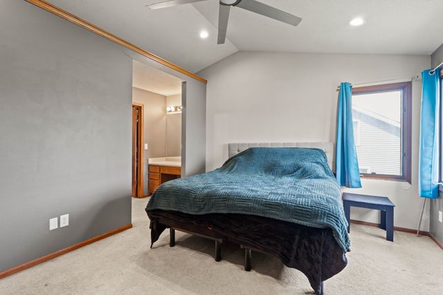 1208 E 18th Street, Norwalk, IA 50211