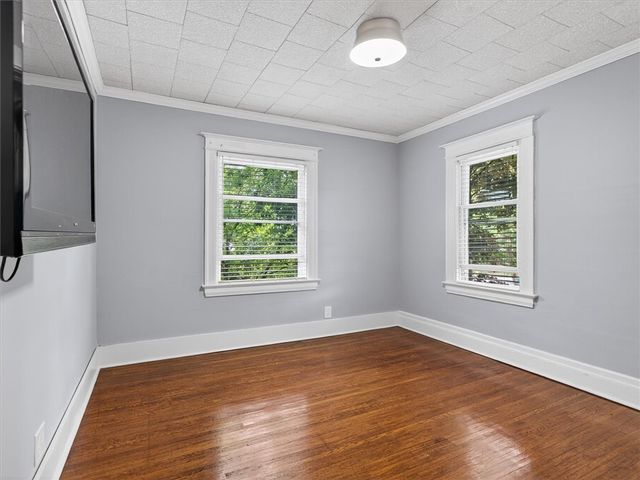 919 Goodman St S, Rochester, NY 14620