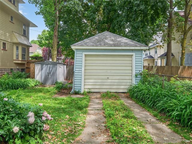 919 Goodman St S, Rochester, NY 14620