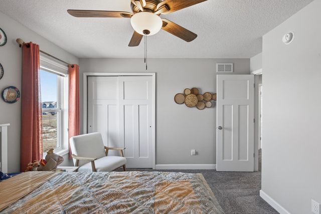 12420 Amber Drive, Rogers, MN 55374