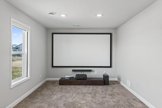 12420 Amber Drive, Rogers, MN 55374