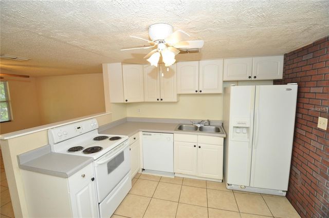 205 STRIBLING DRIVE, Auburndale, FL 33823