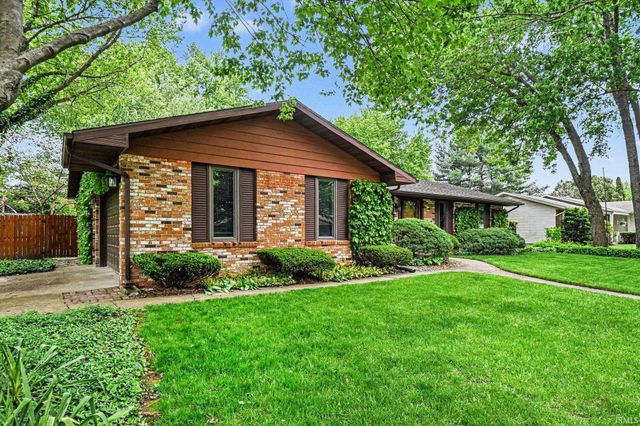 702 Lexington Drive, Goshen, IN 46526