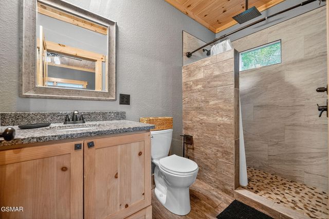 2489 Waldens Creek Road, Sevierville, TN 37862