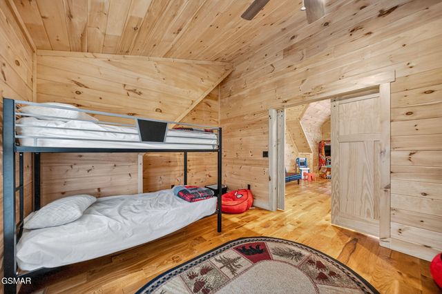 2489 Waldens Creek Road, Sevierville, TN 37862