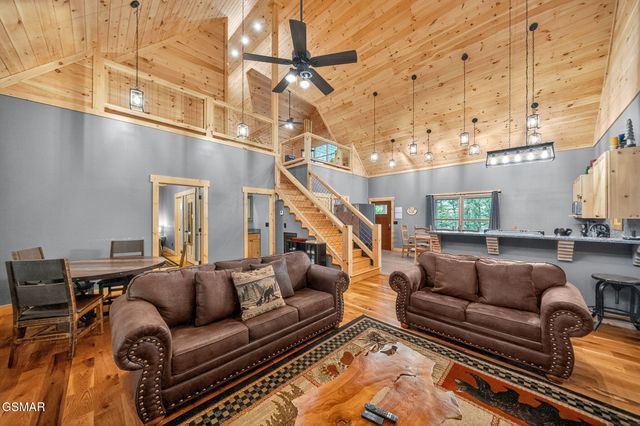 2489 Waldens Creek Road, Sevierville, TN 37862