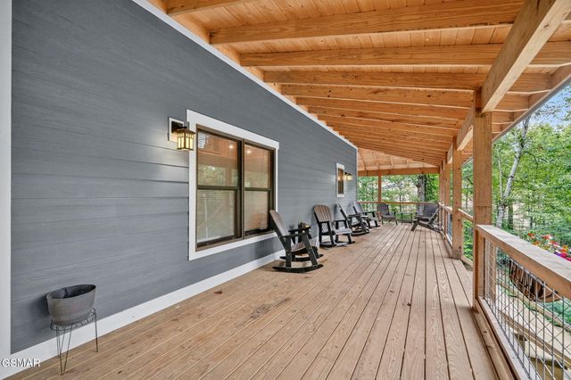 2489 Waldens Creek Road, Sevierville, TN 37862