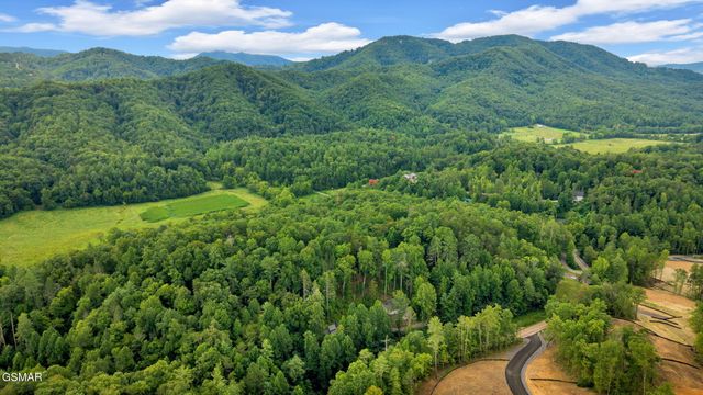 2489 Waldens Creek Road, Sevierville, TN 37862