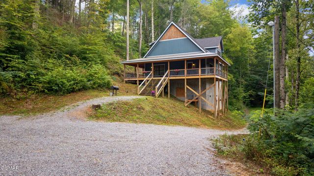 2489 Waldens Creek Road, Sevierville, TN 37862