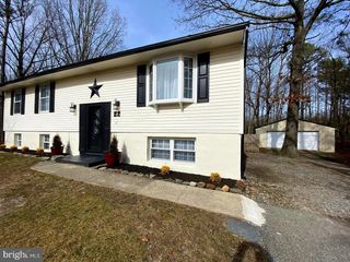 22 DEBRAS LN, Sicklerville, NJ 08081