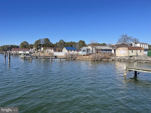 16173 COBB ISLAND RD, Newburg, MD 20664