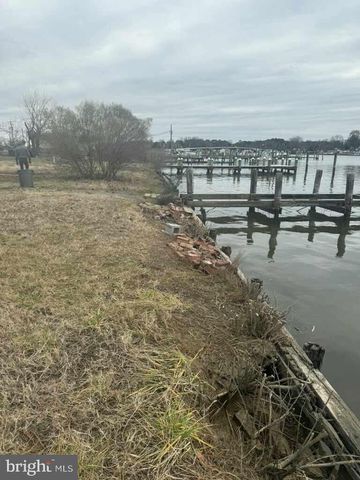 16173 COBB ISLAND RD, Newburg, MD 20664