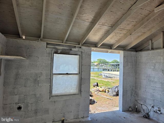 16173 COBB ISLAND RD, Newburg, MD 20664