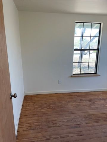 309 Seim Ave, Orange Grove, TX 78372