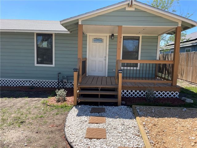 309 Seim Ave, Orange Grove, TX 78372