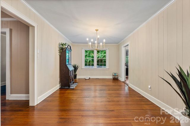1014 Bramblewood Court NE, Lenoir, NC 28645