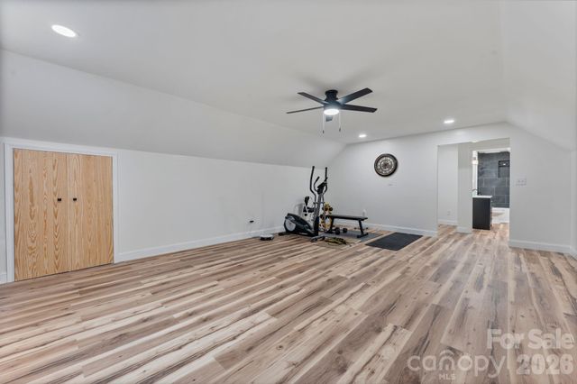1014 Bramblewood Court NE, Lenoir, NC 28645