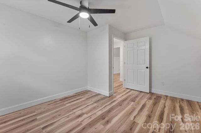 1014 Bramblewood Court NE, Lenoir, NC 28645