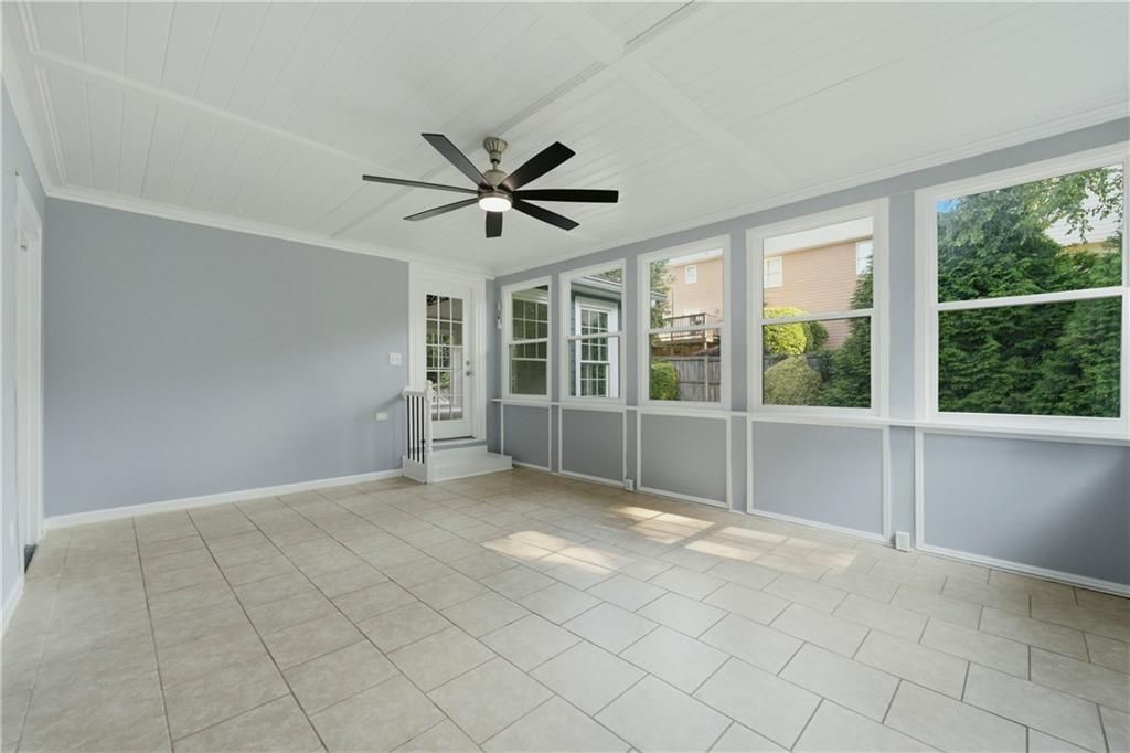 Image 15 of property listing at 1122 Club Trace NE, Atlanta, GA 30319
