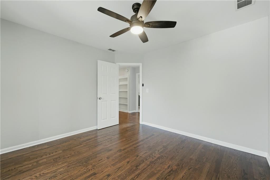 Image 28 of property listing at 1122 Club Trace NE, Atlanta, GA 30319