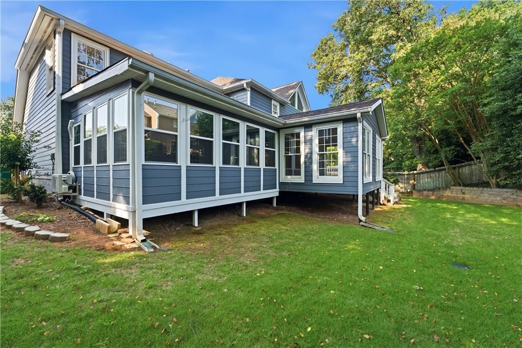 Image 34 of property listing at 1122 Club Trace NE, Atlanta, GA 30319
