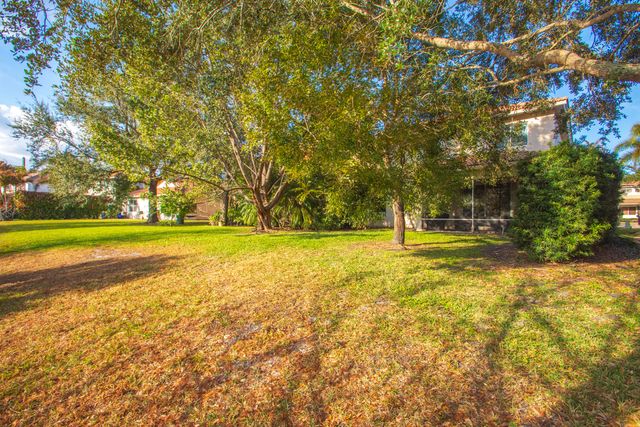 5962 SW Bald Eagle Drive, Palm City, FL 34990