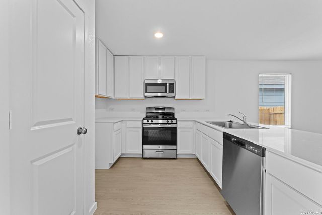 13112 Hancock Pool, San Antonio, TX 78152