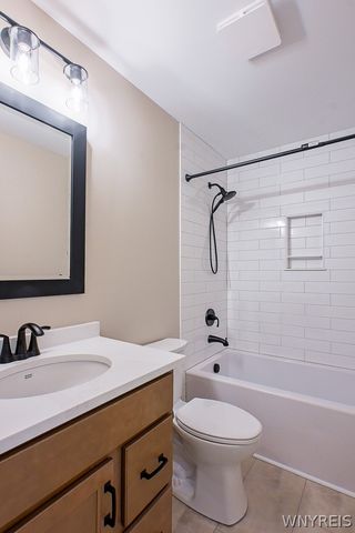 6687 Curtis Court, Lockport Town, NY 14094