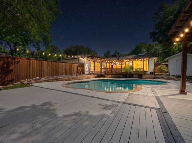 900 Westbrook Drive, Plano, TX 75075