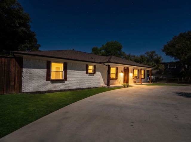 900 Westbrook Drive, Plano, TX 75075