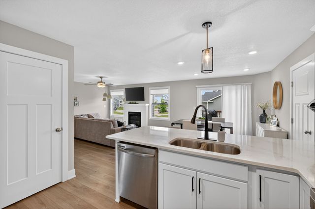 2508 SE Integra Avenue, West Des Moines, IA 50265