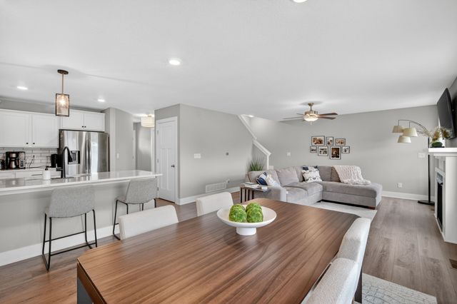 2508 SE Integra Avenue, West Des Moines, IA 50265