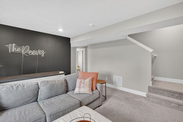 2508 SE Integra Avenue, West Des Moines, IA 50265