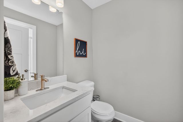 2508 SE Integra Avenue, West Des Moines, IA 50265