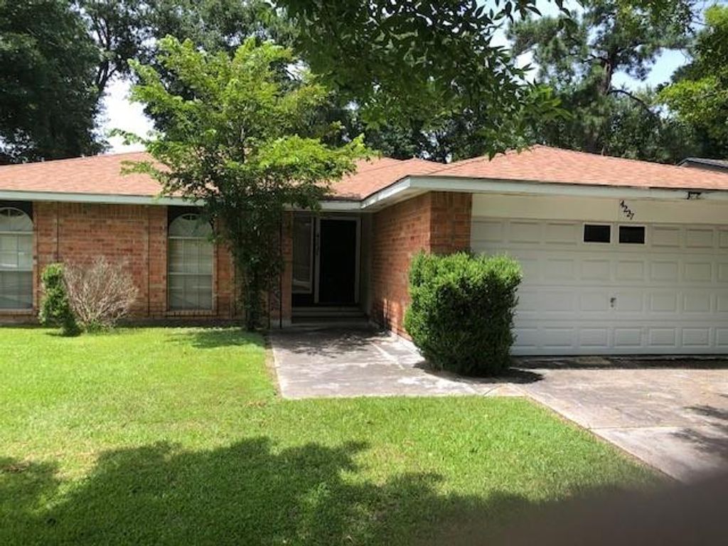 4227 Mossygate Drive, Spring, TX 77373