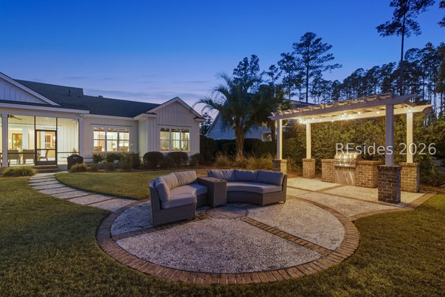 136 Flatwater Dr, Bluffton, SC 29910