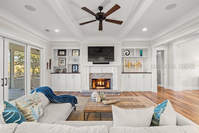 136 Flatwater Dr, Bluffton, SC 29910