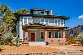 413 W 9th Street, Dallas, TX 75208